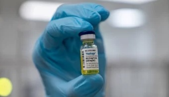 FDA aprobă un tratament zilnic, într-un singur comprimat, pentru adulţii cu HIV-1