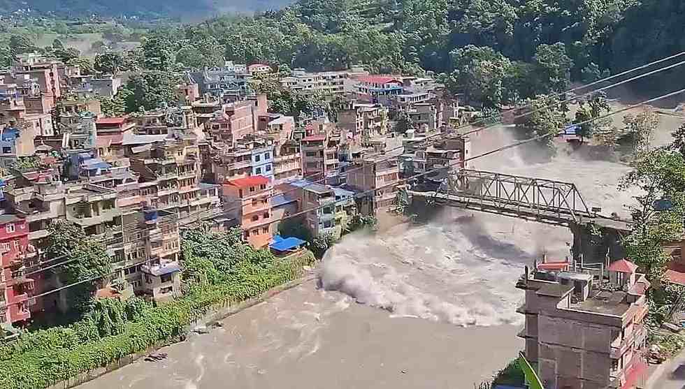 Bilanţ în urma inundaţiilor devastatoare din Nepal: pagube de 2,56 miliarde de dolari, mii de locuinţe trebuie reconstruite