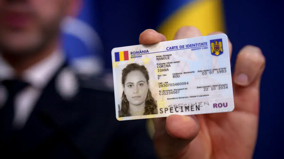 Până când mai pot românii să călătorească în UE cu buletinul vechi. Termenul-limită anunţat de autorităţi