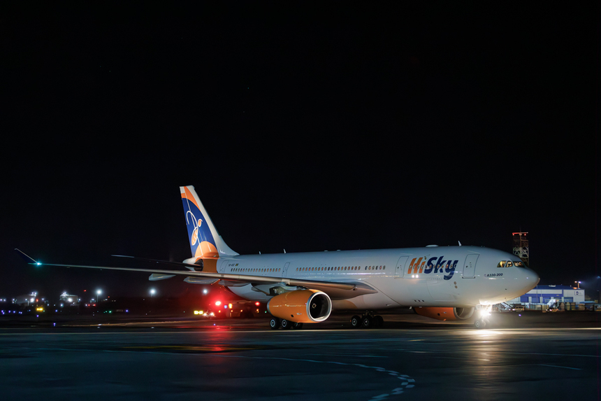 Coompania aeriană HiSky anunţă că a introdus variante de zboruri către New York şi de pe aeroporturile din Cluj şi Chişinău