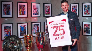 RECORD. Muller şi-a prelungit contractul cu încă un an si va bifa 25 de sezoane în tricoul lui Bayern