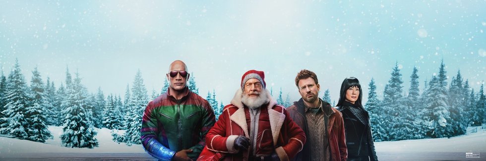 Noul film al lui Dwayne Johnson, Chris Evans şi Luci Liu, „Cel Roşu”, aşteaptă încasări de 30 de milioane de dolari în primul weekend de lansare