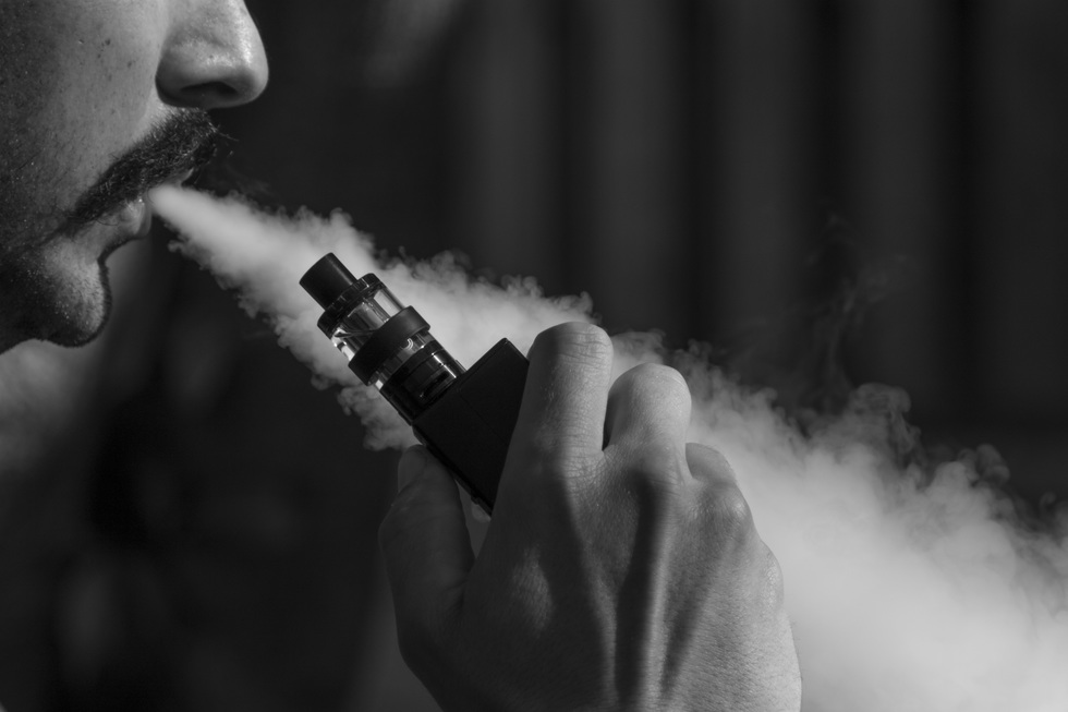 Pneumolog: Nu există nicio formă de tutun care să fie sănătoasă. Ce spune despre vaping