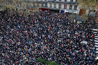 Marşul din Franţa pentru denunţarea antisemitismului s-a desfăşurat fără incidente, deşi a fost marcat de polemici