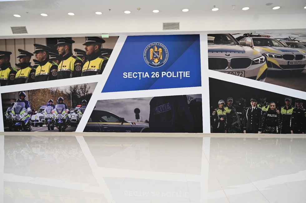 Sectorul 4 al Municipiului Bucureşti a adus Secţia 26 de Poliţie în Mall Grand Arena pentru siguranţa cetăţenilor. 
În aceeaşi incintă va funcţiona şi primul centru de consiliere şi informare antidrog din Sectorul 4, destinat adolescenţilor