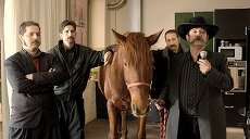 VIDEO. „Părintele” expresiei „Şasă cai frumoşi” şi gaborii lui, actori într-o reclamă