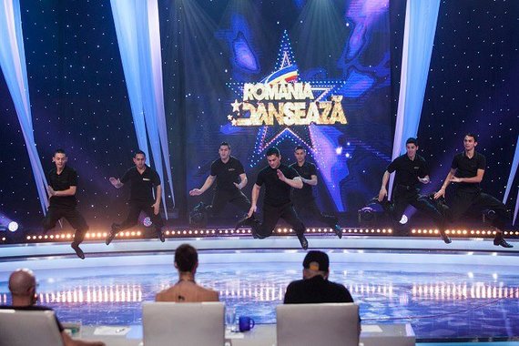 România dansează în top: aproape 2,2 milioane de români pe show. Filmul 2012, pe locul 2 pe interval.