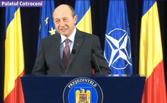 Băsescu: Se încearcă realizarea unui monopol TV care să includă şi Televiziunea Română