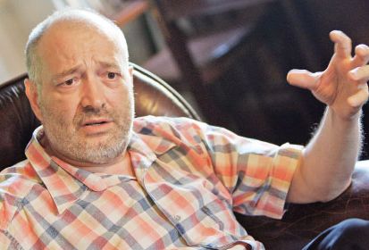 Stelian Tănase cere şefilor TVR să identifice posturi ce pot fi desfiinţate