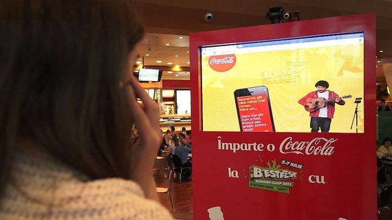 Coca-Cola îşi retrage publicitatea de la patru posturi de televiziune ruse apropiate Kremlinului