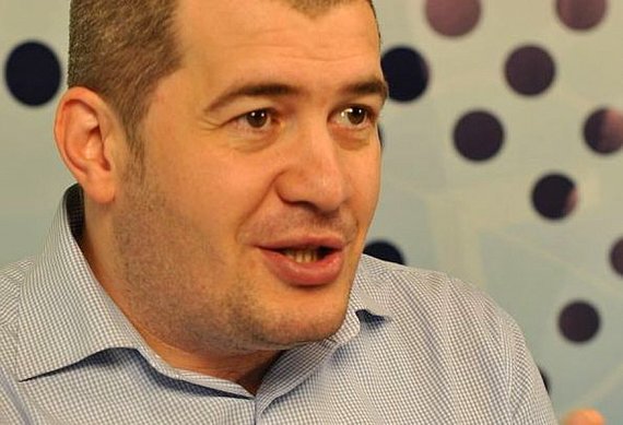 VIDEO. Dragoş Pătraru, într-un promo, nerăbdător să-şi înceapă emisiunea la TVR 1