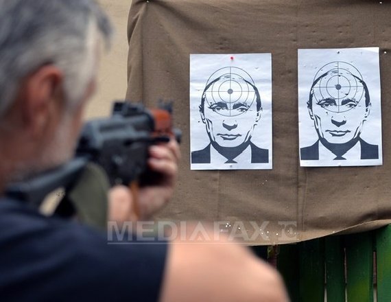 Euronews riscă să fie blocat în Rusia după ce a difuzat imagini cu forţele ucrainene trăgând într-o imagine cu Putin