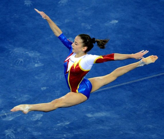 Campionatele Mondiale de Gimnastică Artistică de la Nanning, de astăzi, în direct, la TVR 1