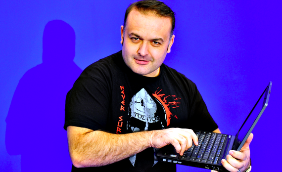 TVH se relansează mâine cu o fostă prezentatoare de la Antena 1 Sibiu şi un actor din "4 luni, 3 săptămâni şi 2 zile"