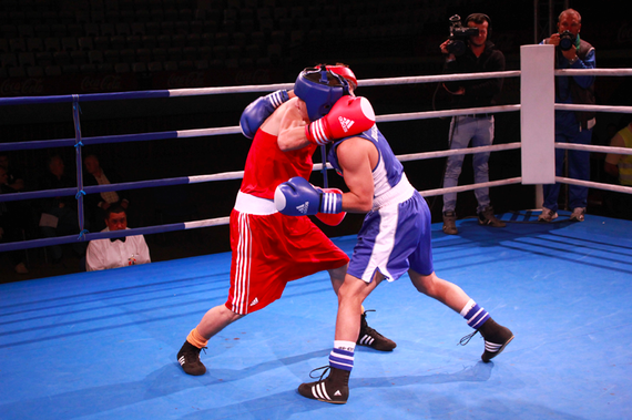 TVR 2 transmite în direct fazele finale ale Turneului internaţional de box “Centura de aur”