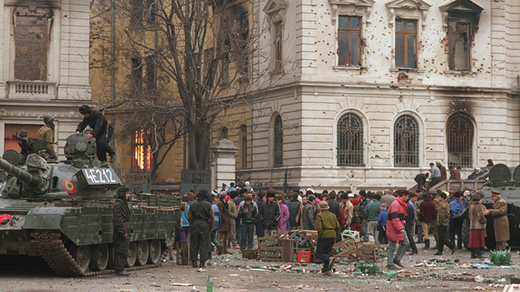 Documentare difuzate de B1 TV: “Arsenie Boca, omul lui Dumnezeu”, “Cenaclul Flacăra” şi „Mari actori români”