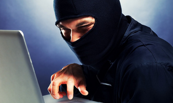 Conturile Twitter şi YouTube ale Comandamentului central al SUA, atacate de hackeri ai grupului terorist Stat Islamic