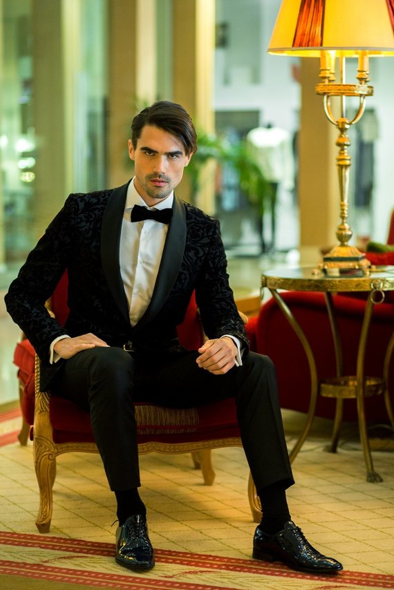 Emisiunea "Burlacul" începe mâine la Antena 1