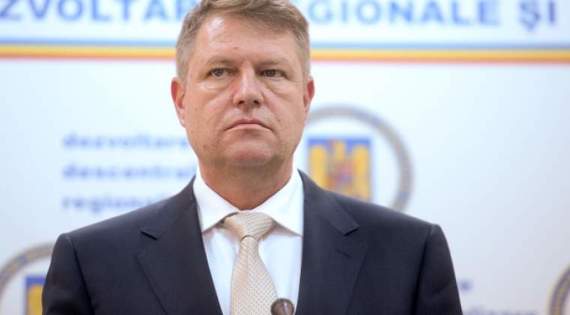 Klaus Iohannis a reclamat Antena 3 şi România TV la CNA: "Este o încercare de a lega numele şi imaginea mea de personaje dubioase"