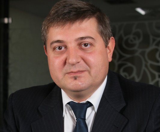 Octavian Popescu, VP Initiative