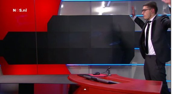 VIDEO. Un bărbat înarmat a pătruns în sediul Televiziunii publice olandeze. Individul a fost imobilizat