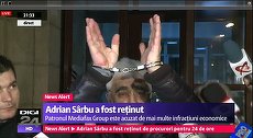 VIDEO. Adrian Sârbu, în cătuşe: „Acuzaţiile sunt ridicole”