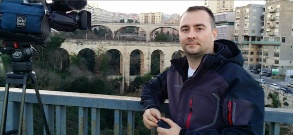 Stirile PRO TV prezintă o serie de reportaje şocante despre sclavia sexuală din Sicilia. Ancheta este realizată de Rareş Năstase