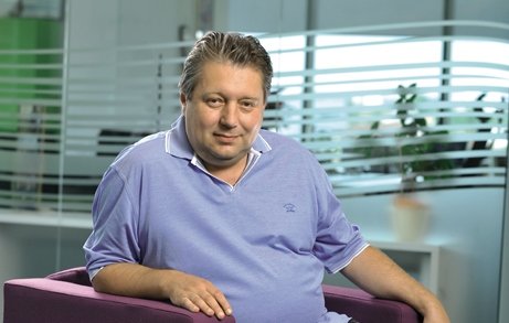 Cristian Burci va fi adus cu mandat la instanţă într-un proces ce vizează finanţarea campaniei la prezidenţiale din 2009