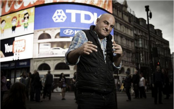 VIDEO. Jurnaliştii britanici recidivează. Românii, jigniţi grav şi fără noimă într-un documentar Channel 4