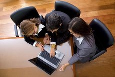 PREMIERĂ. Marea Britanie, prima ţară în care publicitatea digitală va avea jumătate din totalul veniturilor