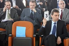 Tolontan, două ipoteze despre plecarea lui Alexandru Oprea de la şefia RCS: ambele duc la Mitică Dragomir