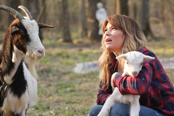 Concurenţi noi. Gina Pistol, din Africa la Ferma Vedetelor. Echipei s-au mai alăturat George Vintilă şi Roxana Ionescu
