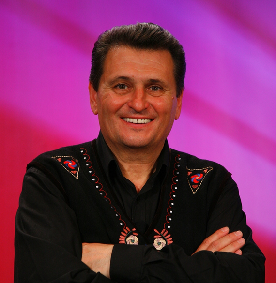 Sezon nou Poftiţi pe la noi!, de luna viitoare la Antena 1. Nea Mărin se va implica în cazuri sociale