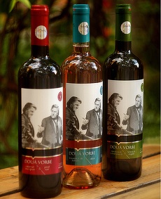 Propaganda a creat Două vorbe, un vin cu Florin Piersic pe etichetă