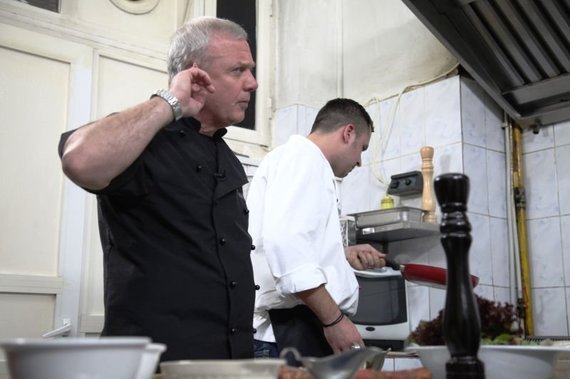 Le-a pierit Chef-ul. Uite Cheful, nu e Cheful. Mai revine sau nu mai revine? Emisiunea Super Trip înlocuită astăzi cu un film