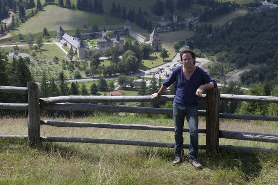 Realizatorul emisiunii "Wild Carpathia" face apel pentru a strânge banii necesari celui de-al patrulea episod al seriei de documentare