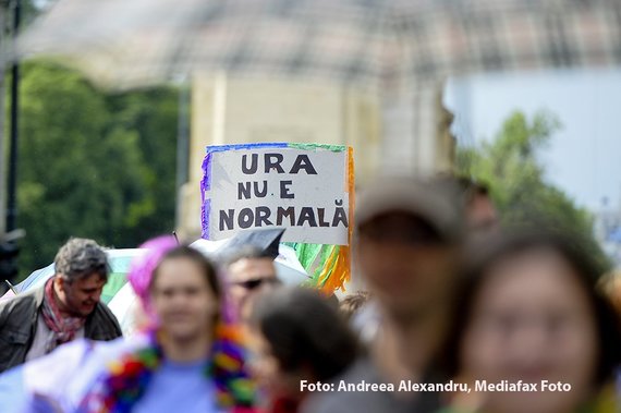 Proiect de lege: TVR trebuie să dea programe care să promoveze toleranţa şi nediscriminarea