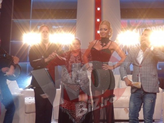 AUDIENŢE. Televiziunea ca o şatră. Românii s-au „îngrămădit” în cortul Kanal D: WowBiz pe primul loc