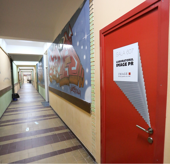 607. O sală a Facultăţii de Jurnalism a fost amenajată de Image PR