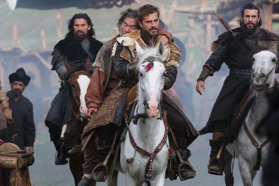 Serialul turcesc Putere şi Glorie va debuta pe 16 noiembrie la Prima TV