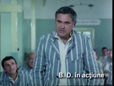 Ministerul de Interne „loveşte” din nou pe Facebook, cu replici din filme româneşti: „Un fleac, m-au ciuruit” sau „Nu om avea noi multă carte, dar nici tâmpiţi nu suntem”