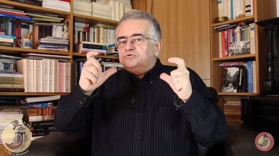 VIDEO. Dan C. Mihăilescu aduce de astăzi cartea pe online. Cum arată prima pastilă Cartea de la ora 5