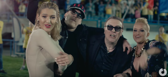 VIDEO. Marius Moga a compus imnul Naţionalei pentru Penny. Ce alţi artişti au lucrat muzica reclamei