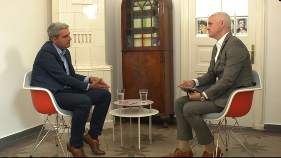 VIDEO. Virgil Ianţu, proiect editorial online. Candidaţii, la Ianţu slăbiciunilor