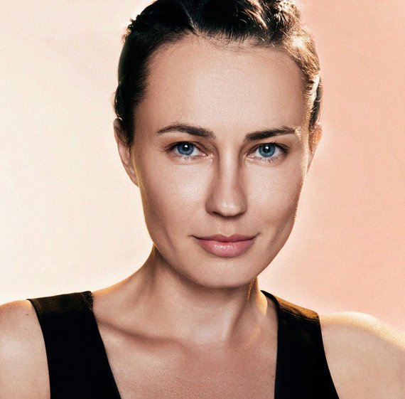 POZIŢIONARE. "ELLE e OK cu casatoriile GAY"