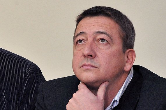 Dispută în Ungaria: Jurnalist acuzat de rasism, premiat de preşedinte