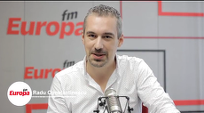 GRILA Europa FM. Doi prezentatori la "Drum cu prioritate". Cine intră pe post cu Radu Constantinescu