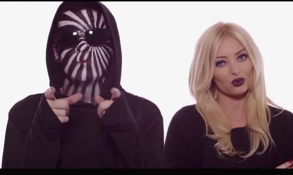 Paparazzi ruşi ar fi dezvăluit identitatea solistului Carla's Dreams, al patrulea jurat de la X Factor