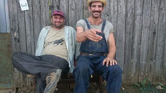 Pro TV: Îi mulţumim lui Mimi Brănescu. Pentru o producţie de o asemenea anvergură, o echipă de scenarişti este firească şi aduce dezvoltări noi de situaţie şi intrigă