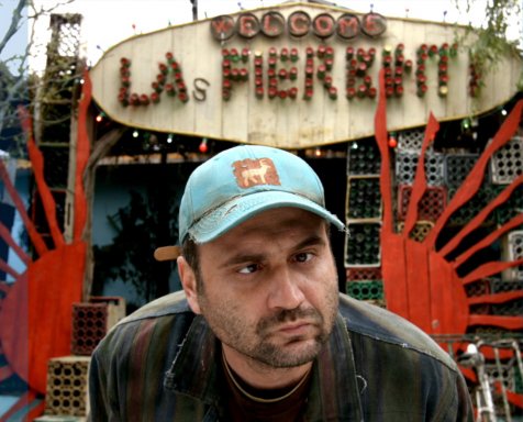 Scenariul pentru episodul de azi din Las Fierbinţi, semnat de Văncică, actorul care îl joacă pe Celentano